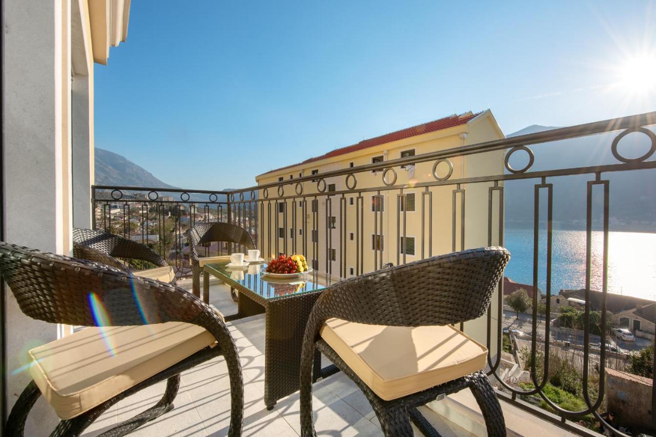 2Montenegro Limeta Apartments With Pool Κότορ Εξωτερικό φωτογραφία