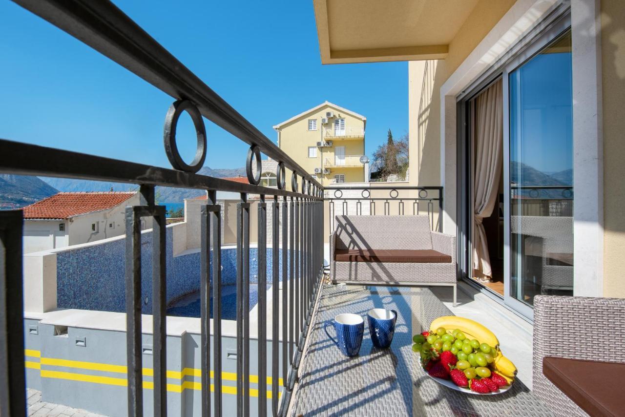 2Montenegro Limeta Apartments With Pool Κότορ Εξωτερικό φωτογραφία