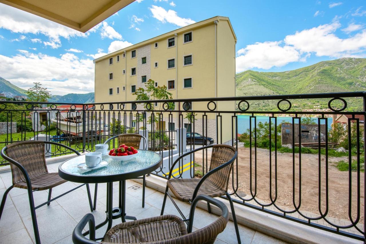 2Montenegro Limeta Apartments With Pool Κότορ Εξωτερικό φωτογραφία