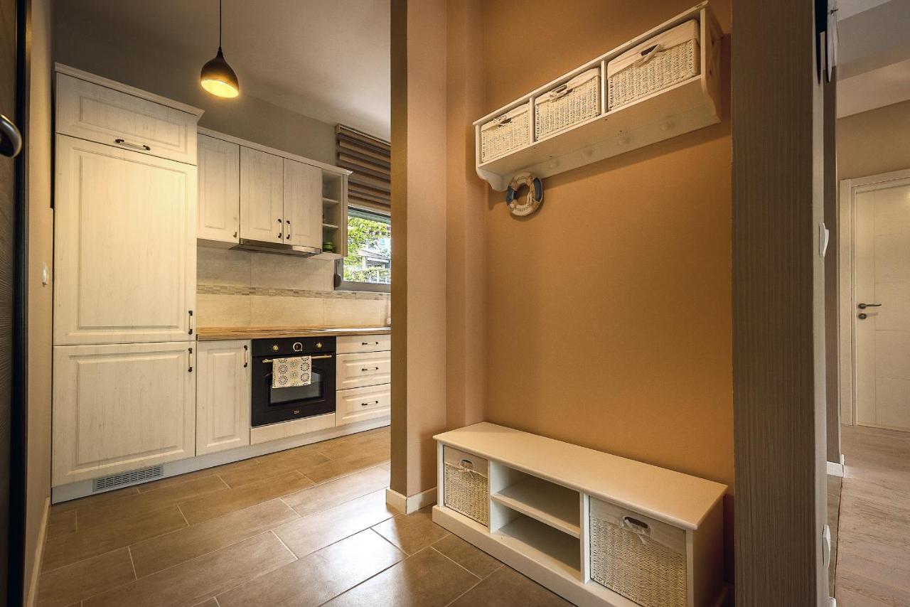 2Montenegro Limeta Apartments With Pool Κότορ Εξωτερικό φωτογραφία