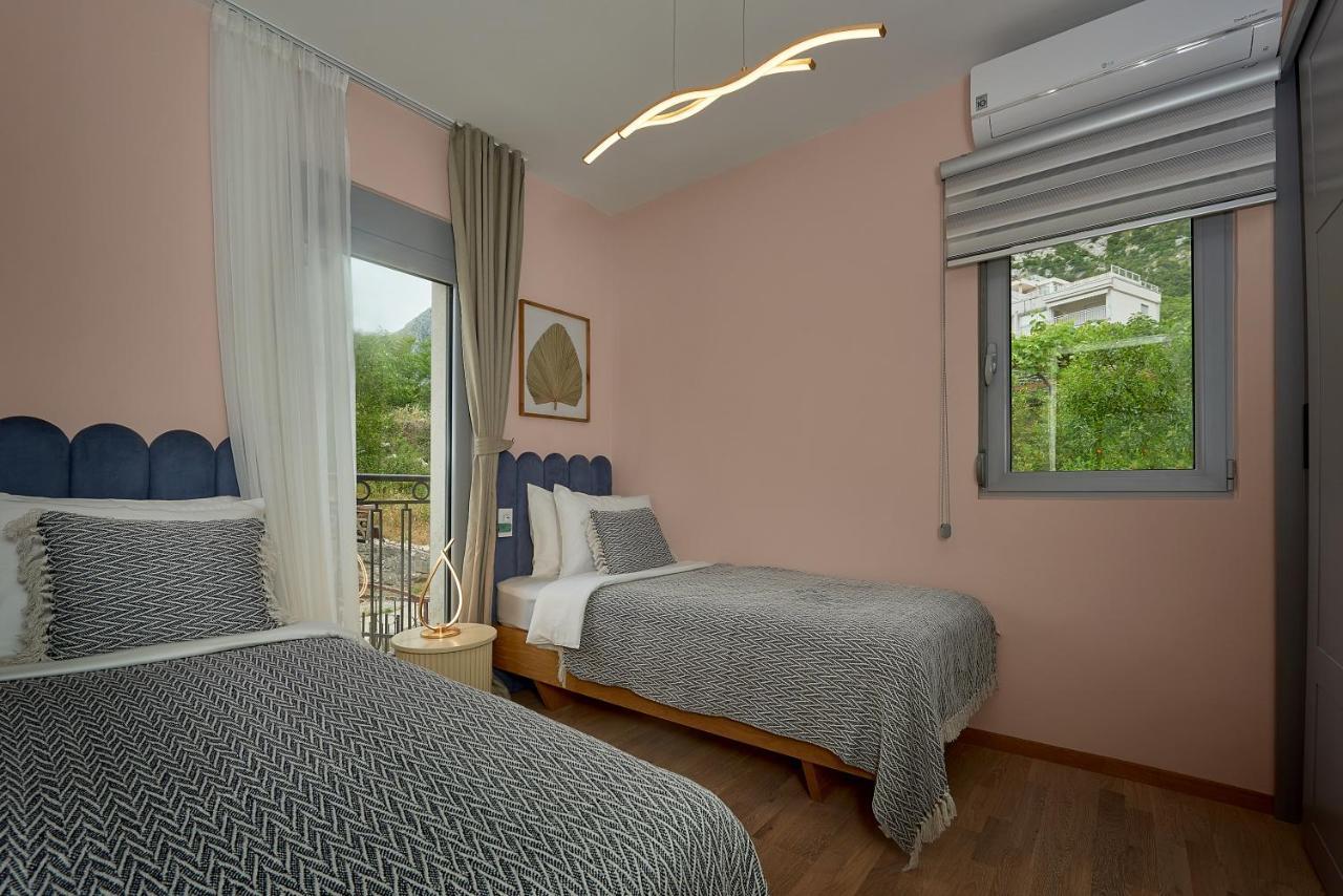 2Montenegro Limeta Apartments With Pool Κότορ Εξωτερικό φωτογραφία